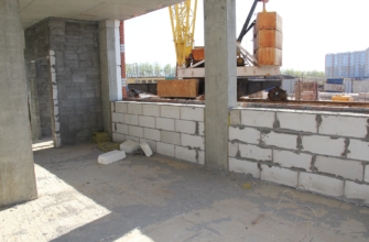 Какие блоки подойдут для наружных и внутренних несущих стеновых конструкций, правила их укладки